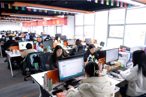 Свяжитесь с нами